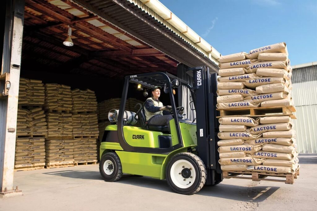 Clark Forklift Services in Kuwait: Unmatched Quality and Reliability