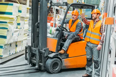 The Ultimate Guide to Finding the Best Forklift Services Near You